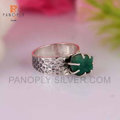 925 Silver Raw Gemstone Emerald Hammered Texture Ring