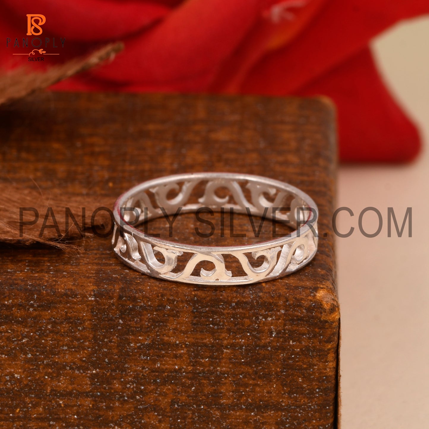 Handcrafted Filigree Ring – Elegant and Detailed Jewelry for Every Occasion