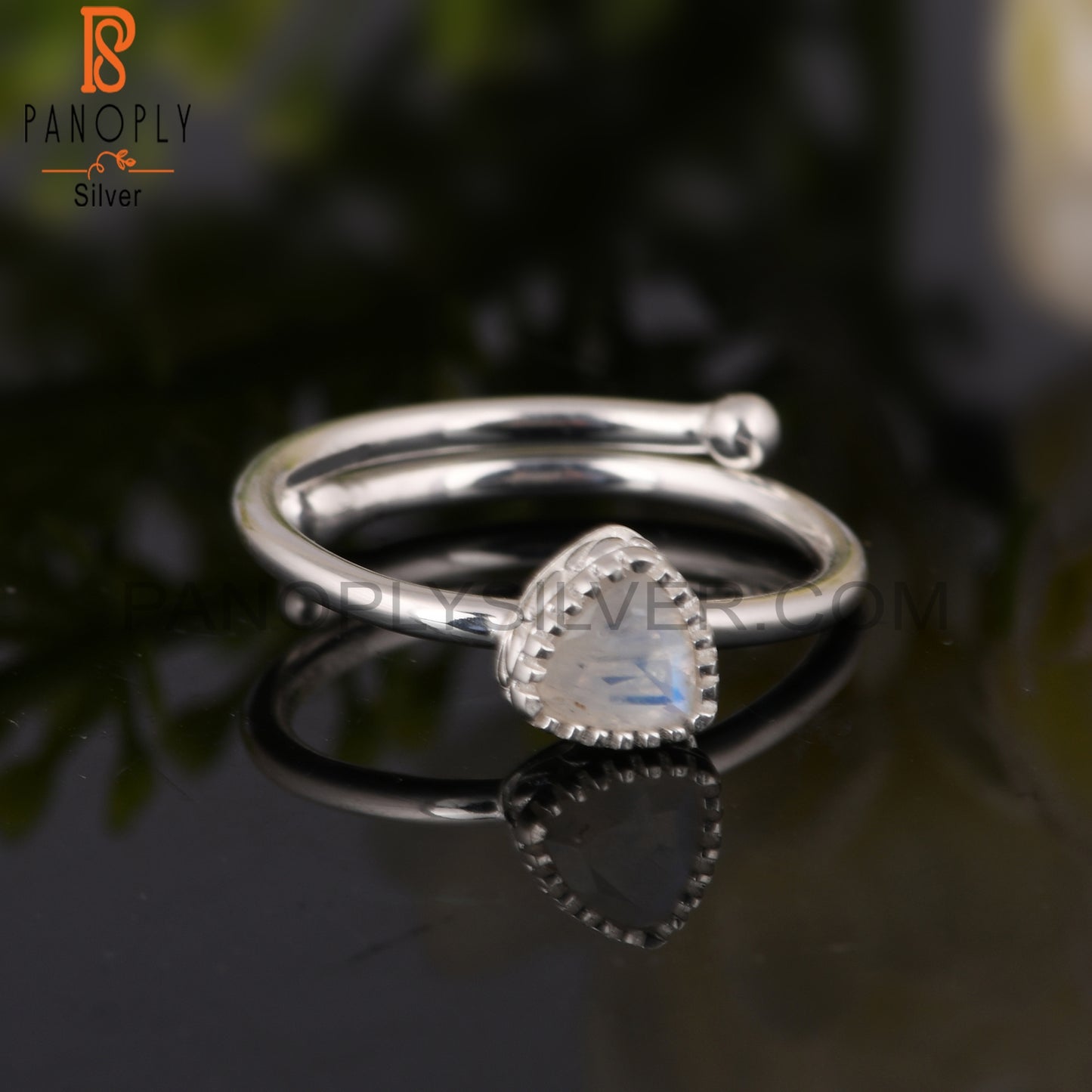 Rainbow Moonstone Attractive 925 Sterling Silver Ring