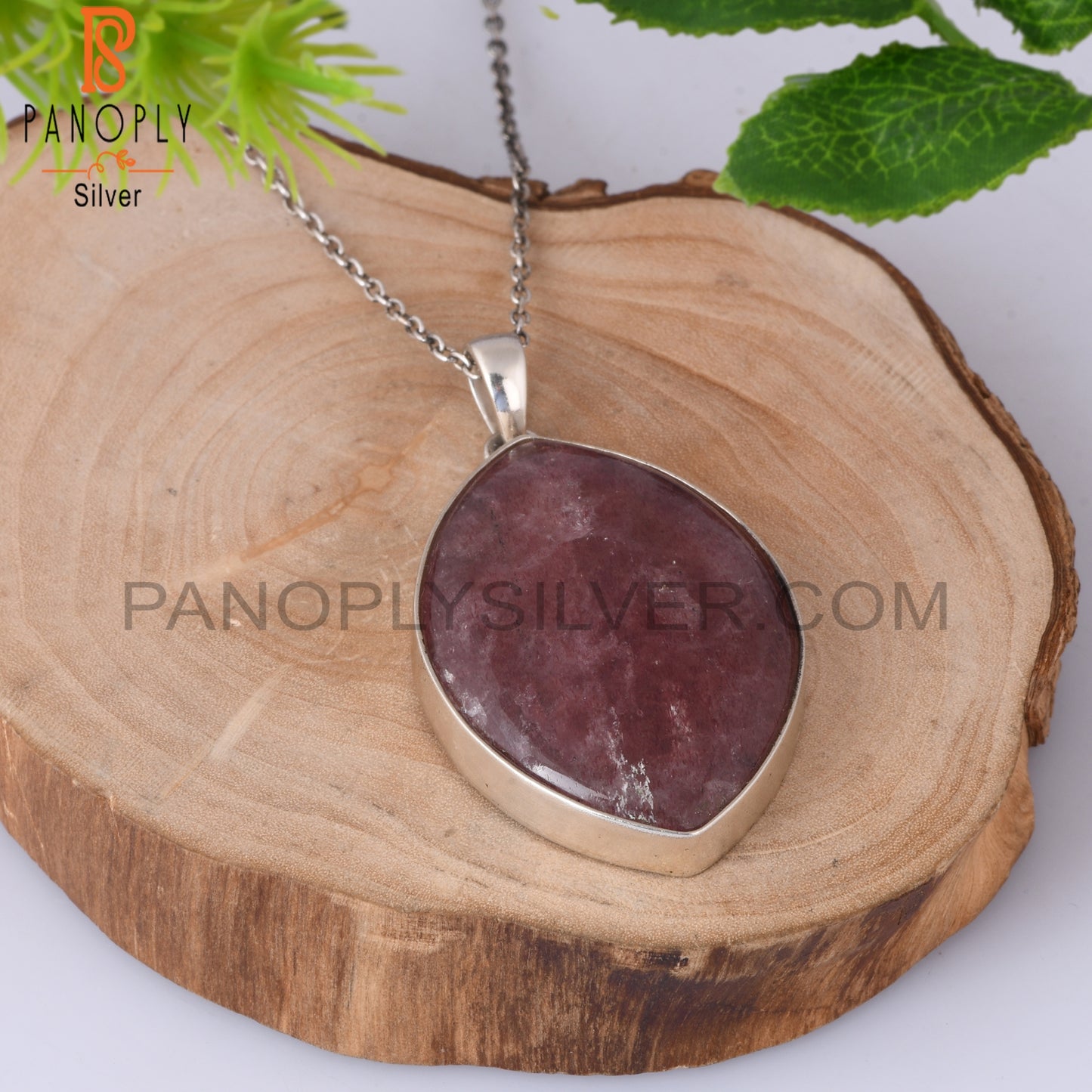 Strawberry Quartz Oval Shape 925 Silver Pendant With Chain