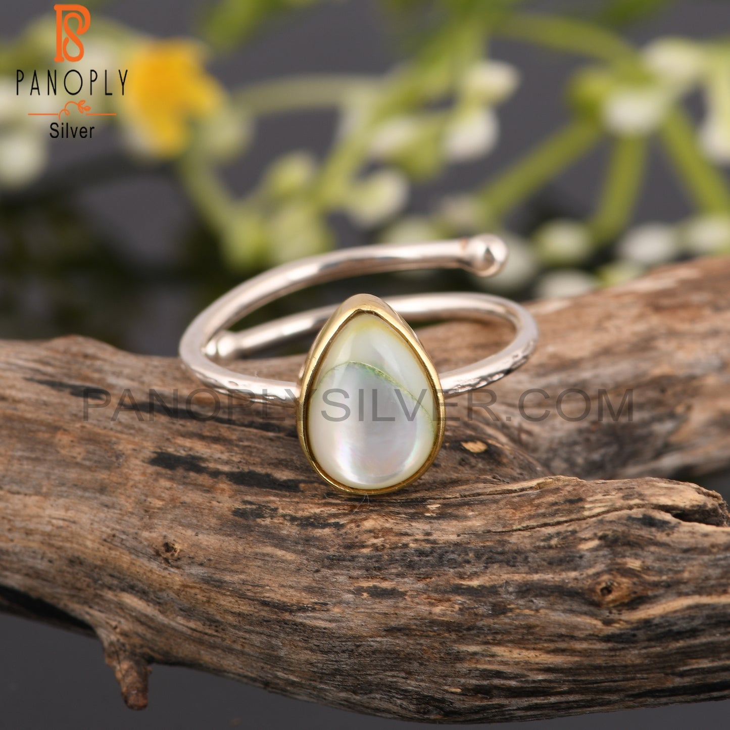 Mother Of Pearl Pear 925 Sterling Silver Ring