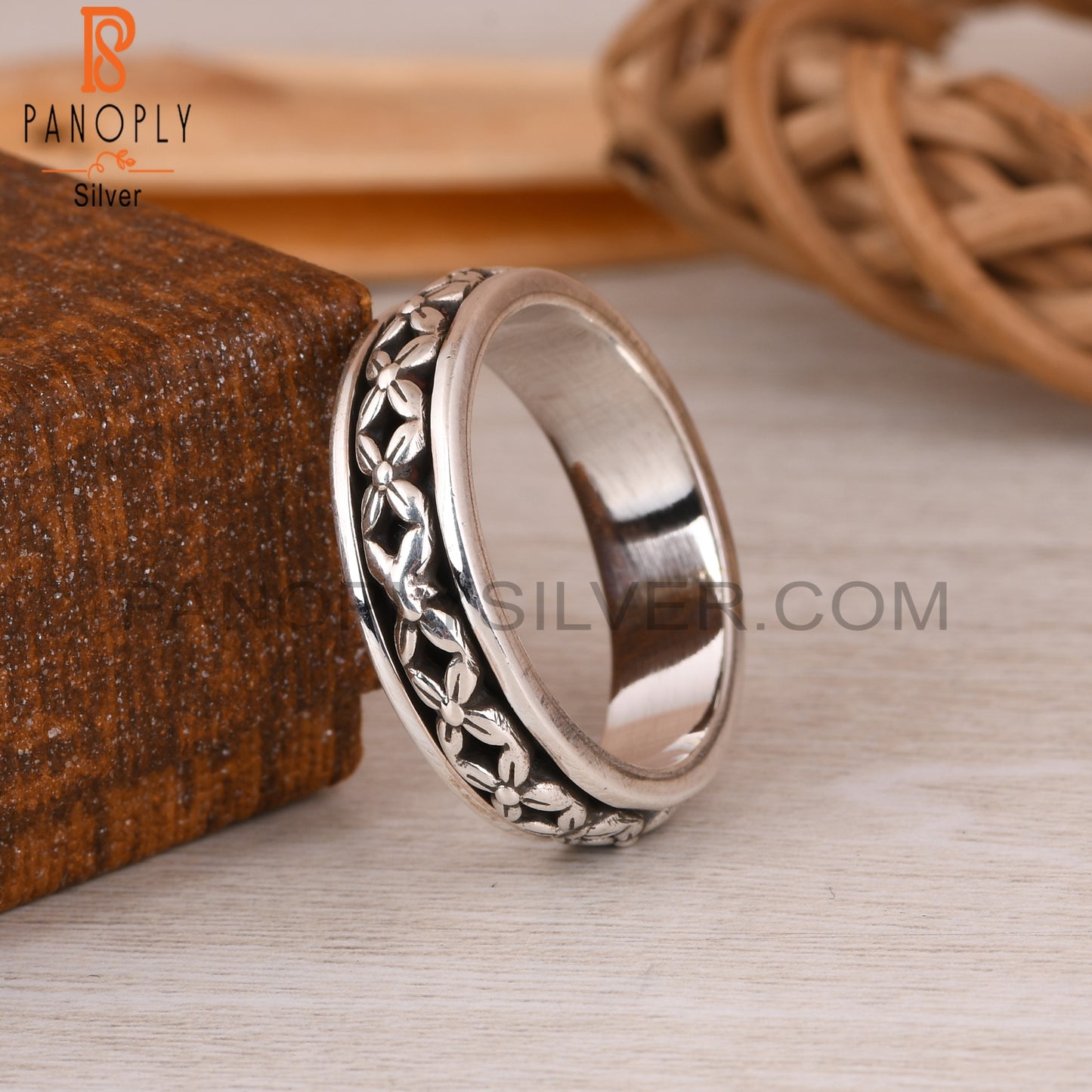 Flower Shape 925 Sterling Silver Ring Band